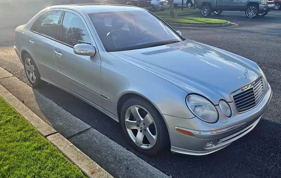 2003 Mercedes-Benz E320