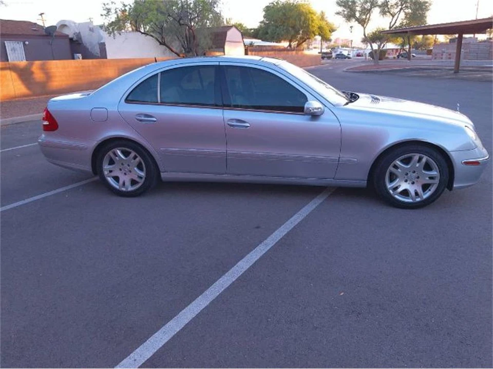2003 Mercedes-Benz W211 E-Class - Image 13 of 17
