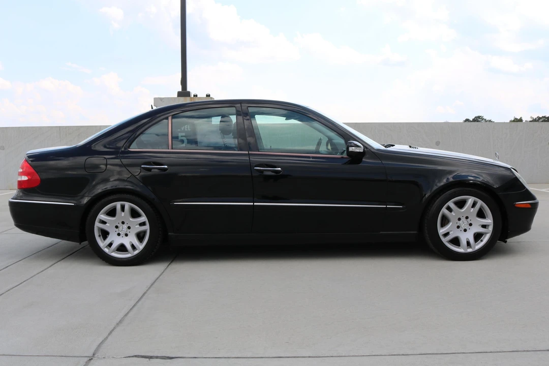 2003 Mercedes-Benz W211 E-Class - Image 3 of 5