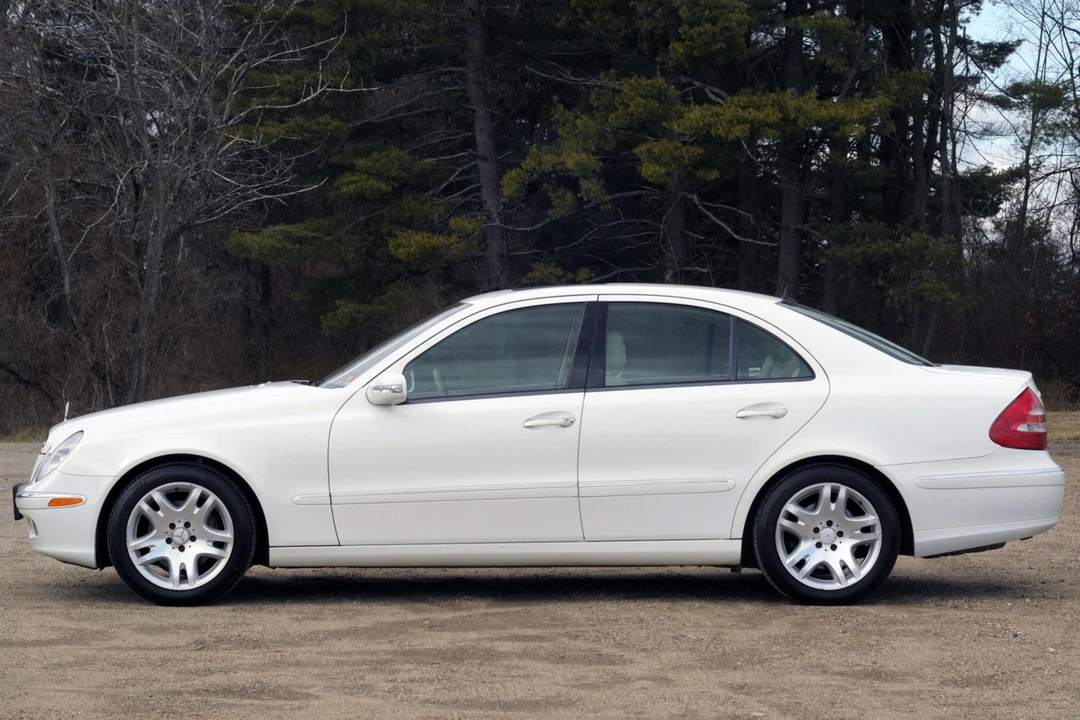 2003 Mercedes-Benz W211 E-Class - Image 3 of 8