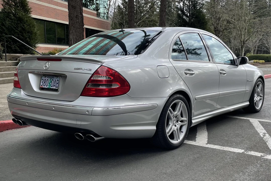 2003 Mercedes-Benz W211 E 55 & E 63 AMG - Image 4 of 31