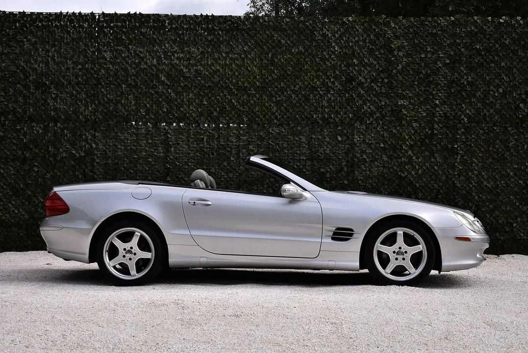 2003 Mercedes-Benz R230 SL-Class - Image 9 of 30
