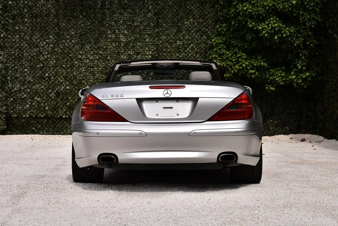 2003 Mercedes-Benz R230 SL-Class - Image 11 of 30