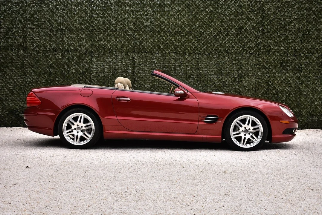 2003 Mercedes-Benz R230 SL-Class - Image 9 of 30
