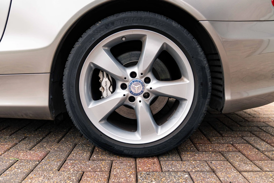 2003 Mercedes-Benz R230 SL-Class - Image 30 of 31