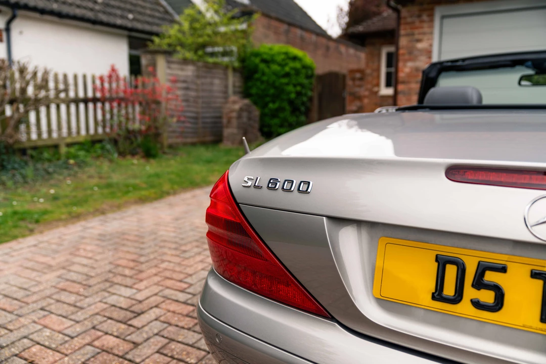 2003 Mercedes-Benz R230 SL-Class - Image 19 of 31