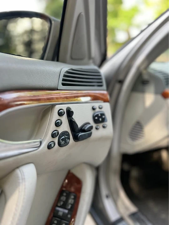 2003 Mercedes-Benz W220 S-Class - Image 11 of 13
