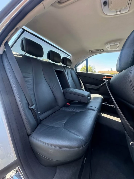 2003 Mercedes-Benz W220 S-Class - Image 16 of 17