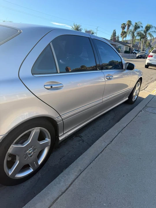 2003 Mercedes-Benz W220 S-Class - Image 8 of 16