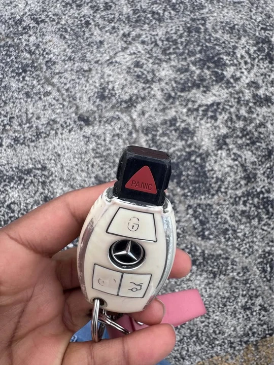 2003 Mercedes-Benz W220 S-Class - Image 2 of 14