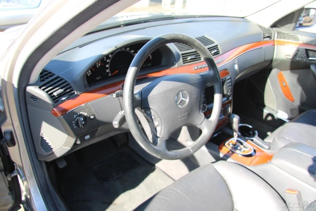 2003 Mercedes-Benz W220 S-Class - Image 13 of 21