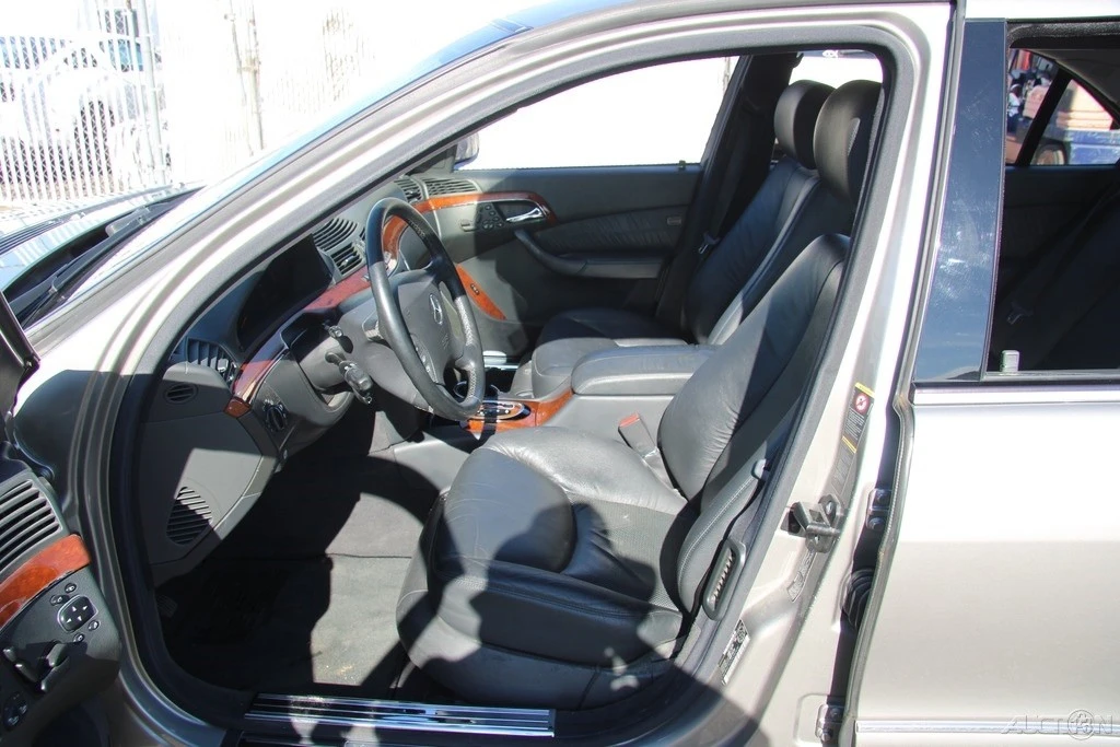 2003 Mercedes-Benz W220 S-Class - Image 12 of 21