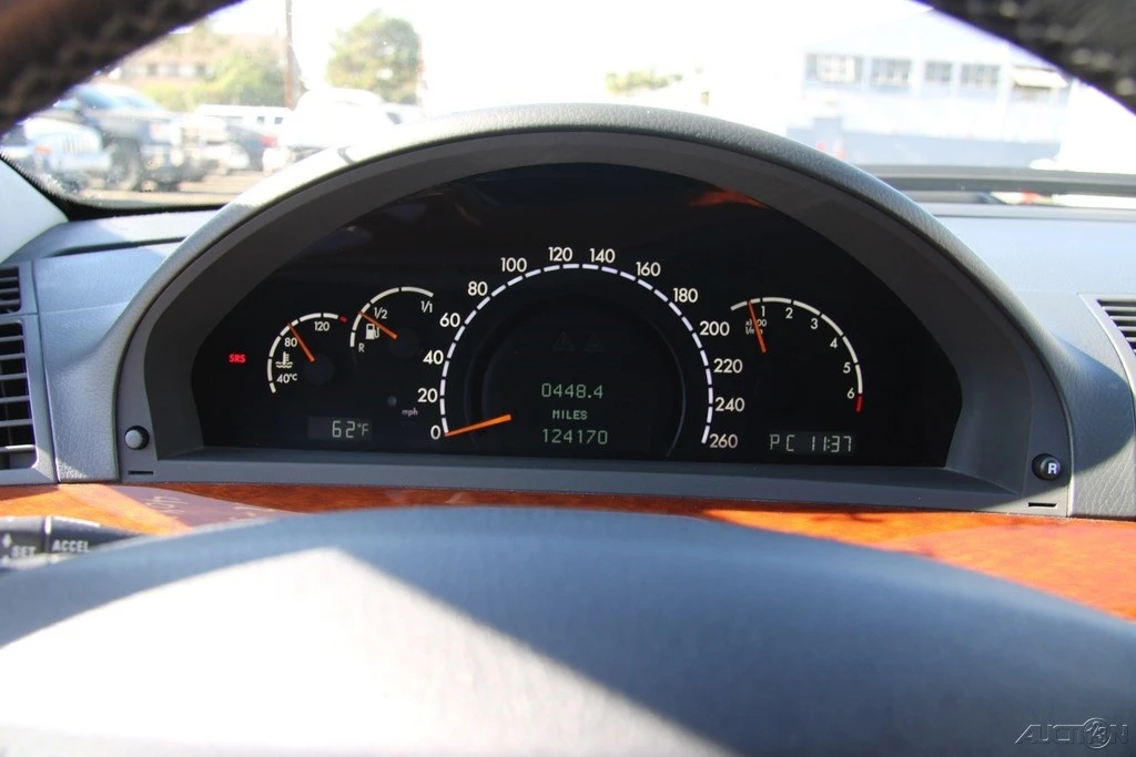 2003 Mercedes-Benz W220 S-Class - Image 14 of 21