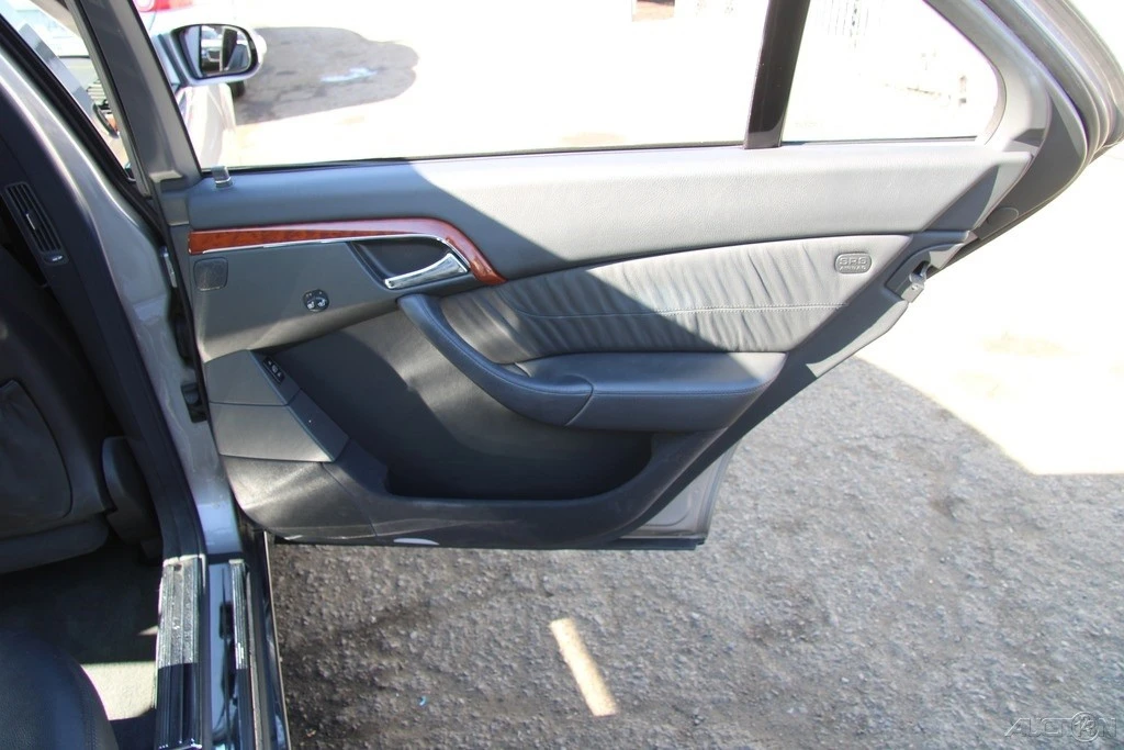 2003 Mercedes-Benz W220 S-Class - Image 21 of 21