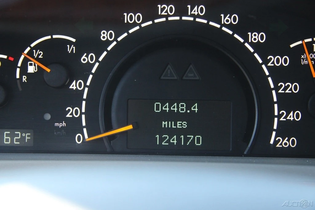 2003 Mercedes-Benz W220 S-Class - Image 15 of 21