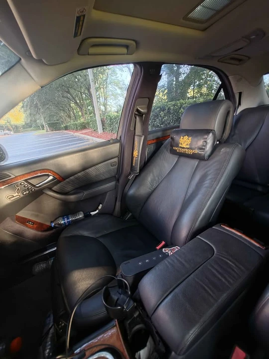 2003 Mercedes-Benz W220 S-Class - Image 9 of 13
