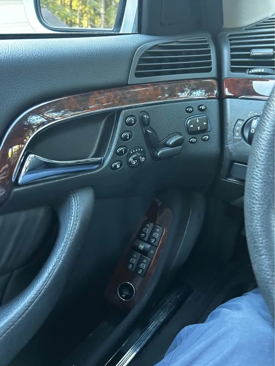 2003 Mercedes-Benz W220 S-Class - Image 10 of 12