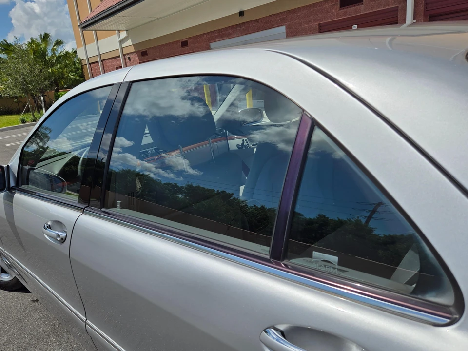 2003 Mercedes-Benz W220 S-Class - Image 29 of 31