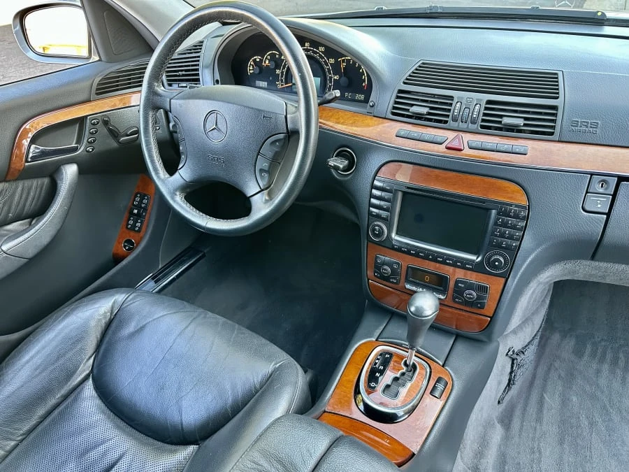 2003 Mercedes-Benz W220 S-Class - Image 16 of 19