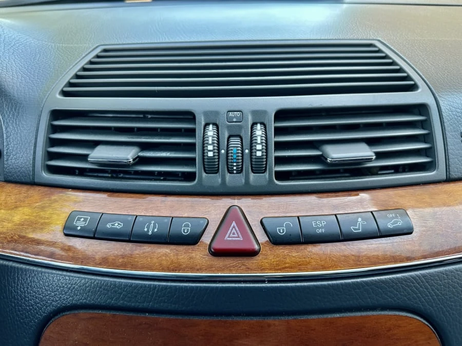 2003 Mercedes-Benz W220 S-Class - Image 13 of 19