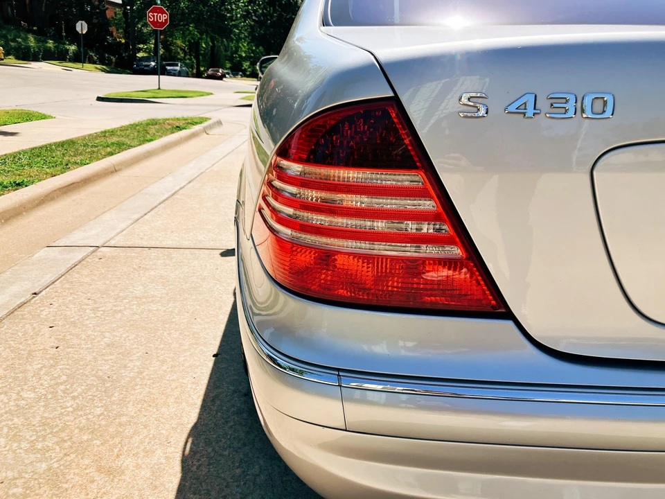 2003 Mercedes-Benz W220 S-Class - Image 23 of 31