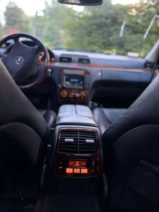 2003 Mercedes-Benz W220 S-Class - Image 13 of 18