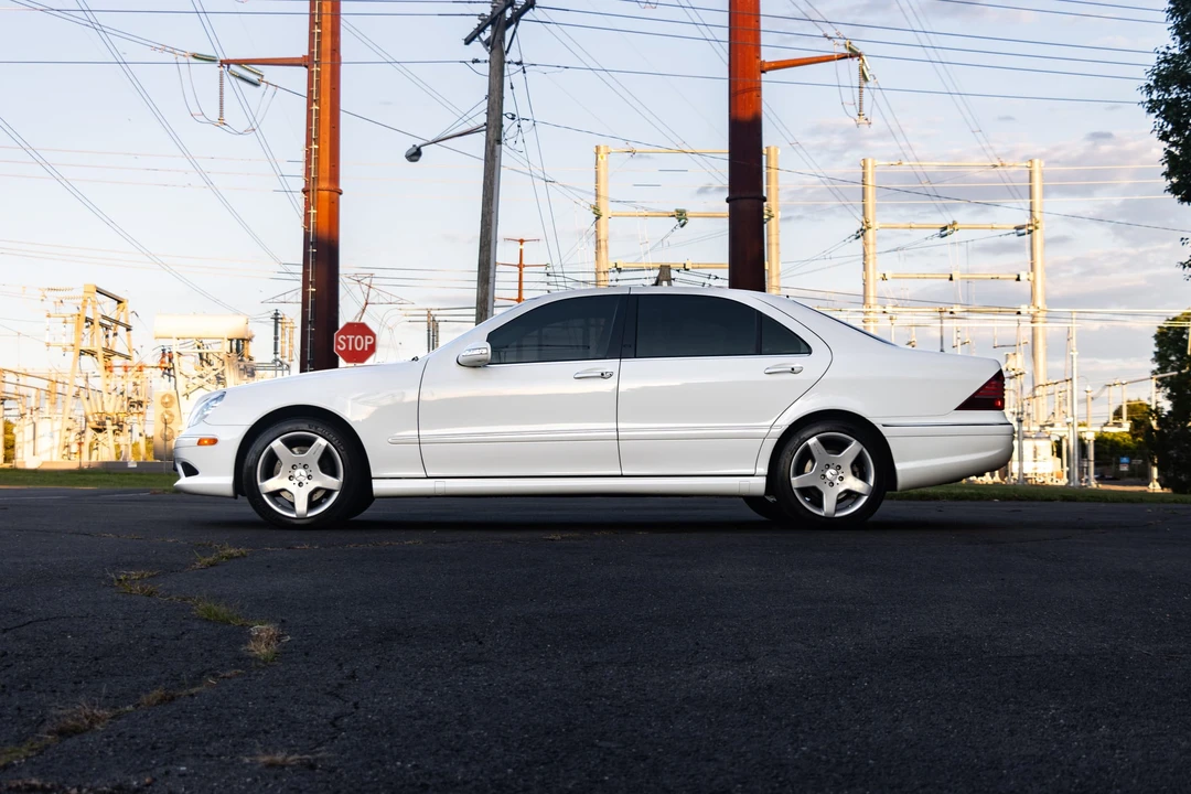 2003 Mercedes-Benz W220 S-Class - Image 24 of 31
