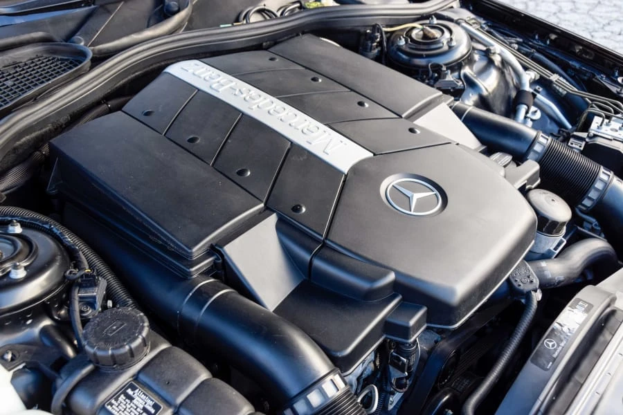 2003 Mercedes-Benz W220 S-Class - Image 9 of 12