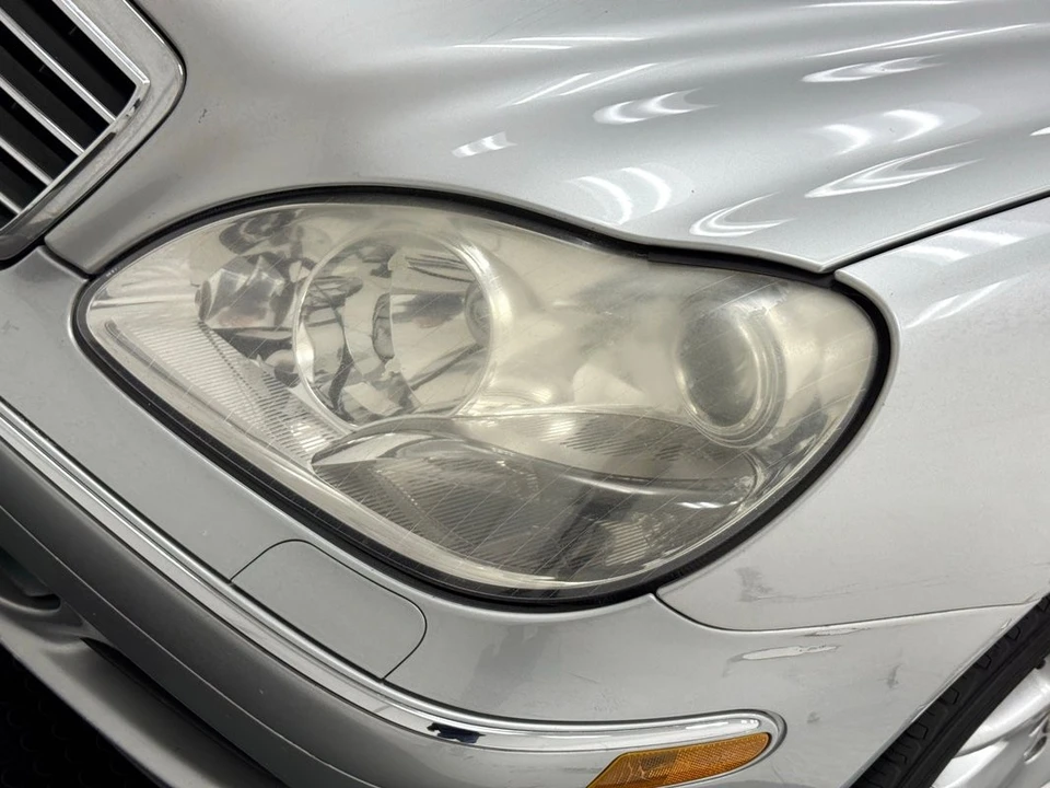 2003 Mercedes-Benz W220 S-Class - Image 10 of 12