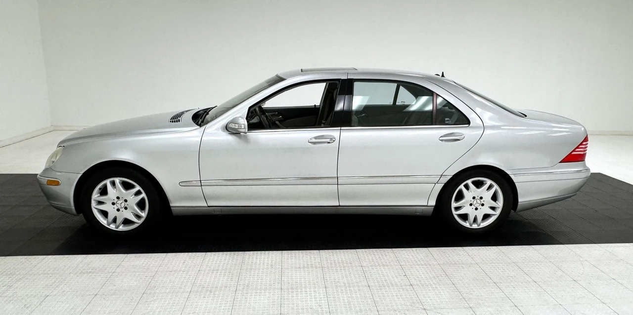 2003 Mercedes-Benz W220 S-Class - Image 2 of 12