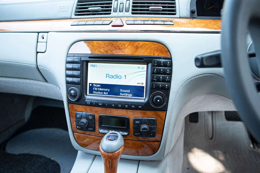2003 Mercedes-Benz W220 S-Class - Image 21 of 24
