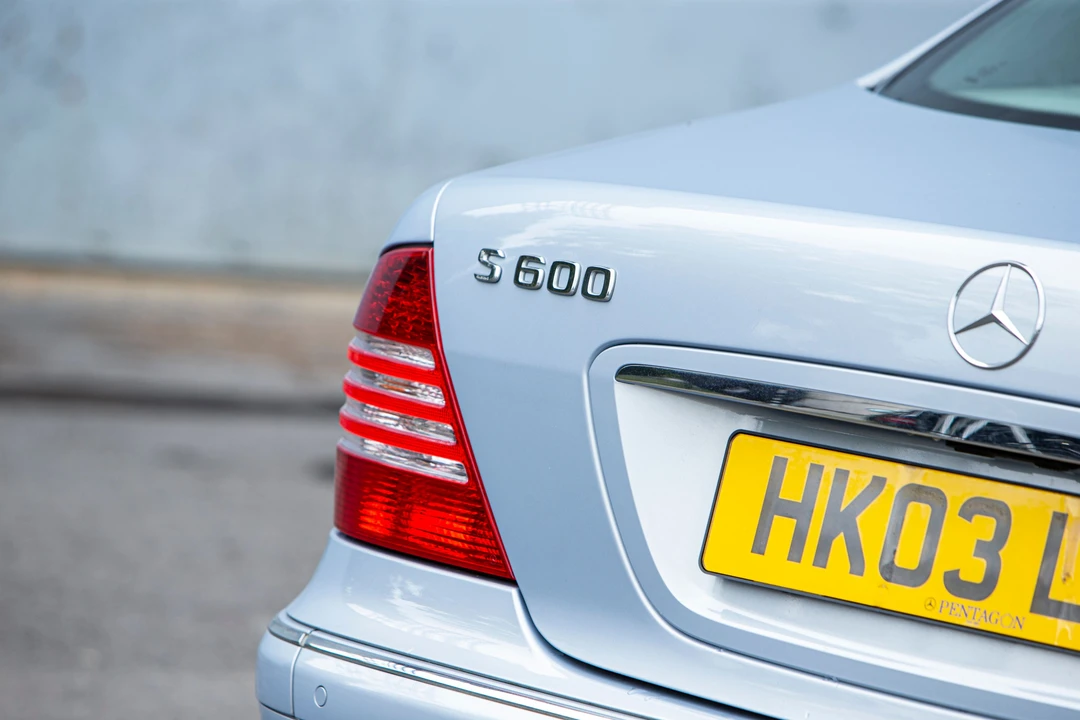 2003 Mercedes-Benz W220 S-Class - Image 11 of 24