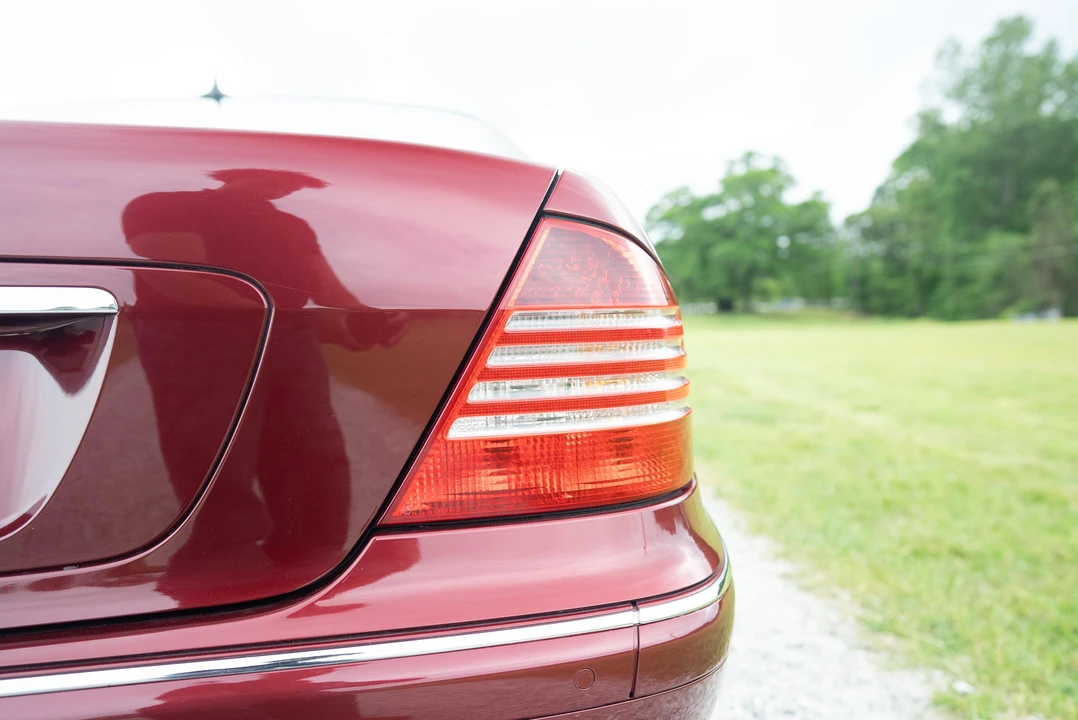 2003 Mercedes-Benz W220 S-Class - Image 26 of 31