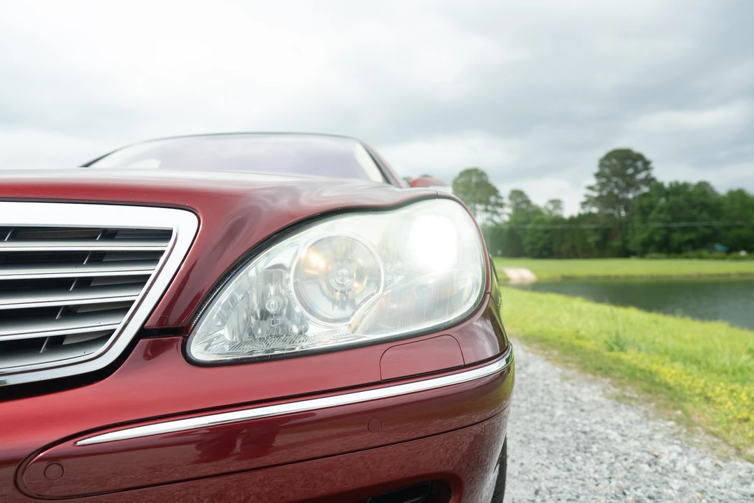 2003 Mercedes-Benz W220 S-Class - Image 13 of 31