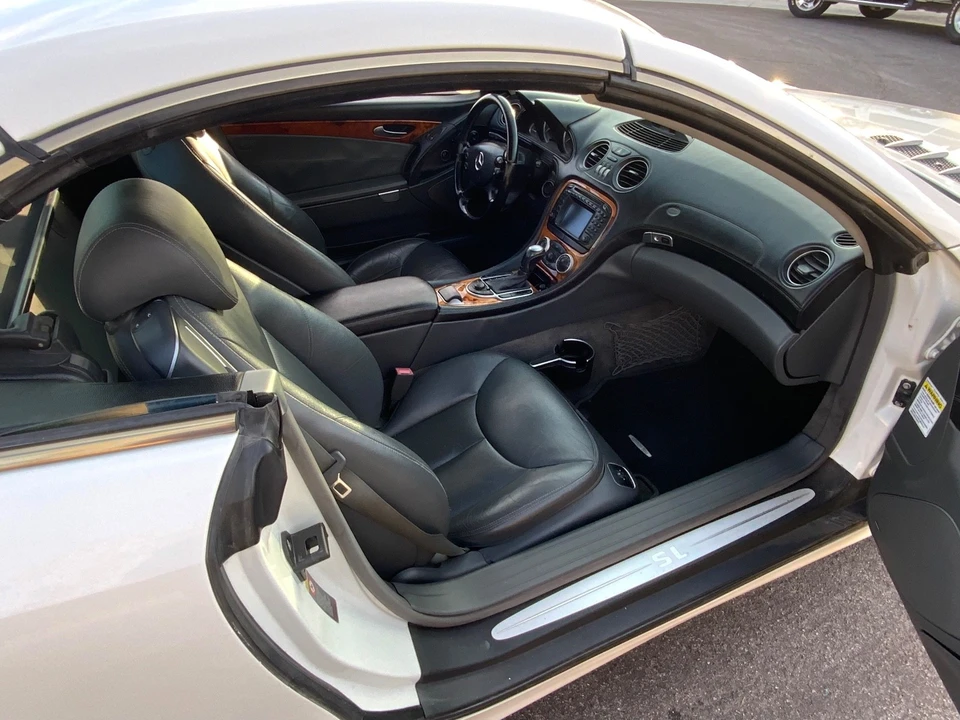 2003 Mercedes-Benz R230 SL-Class - Image 13 of 15