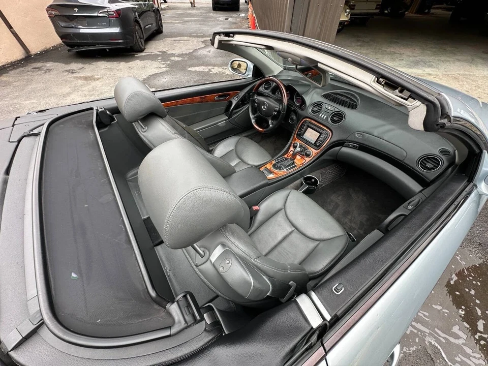 2003 Mercedes-Benz R230 SL-Class - Image 14 of 21