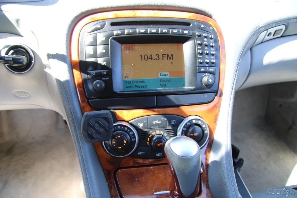 2003 Mercedes-Benz R230 SL-Class - Image 16 of 21