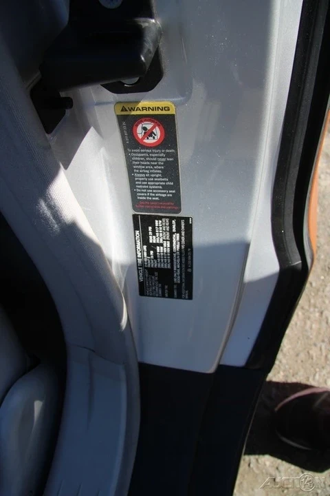 2003 Mercedes-Benz R230 SL-Class - Image 10 of 21