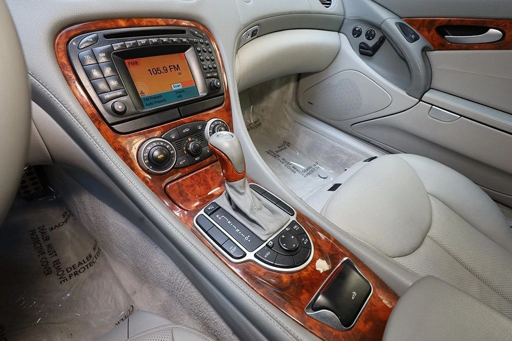 2003 Mercedes-Benz R230 SL-Class - Image 10 of 21