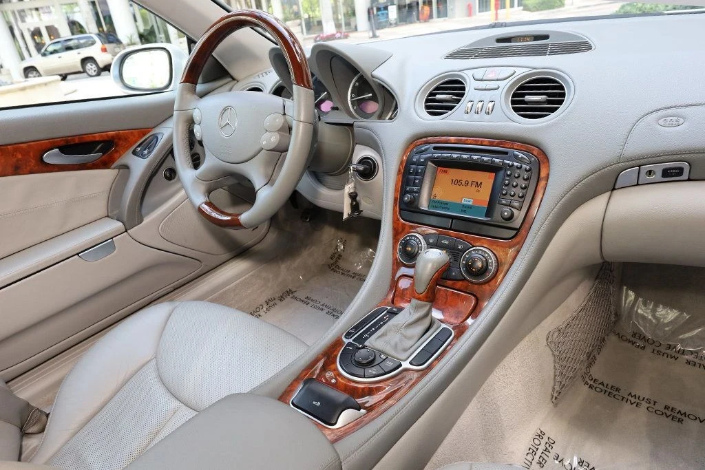 2003 Mercedes-Benz R230 SL-Class - Image 8 of 21