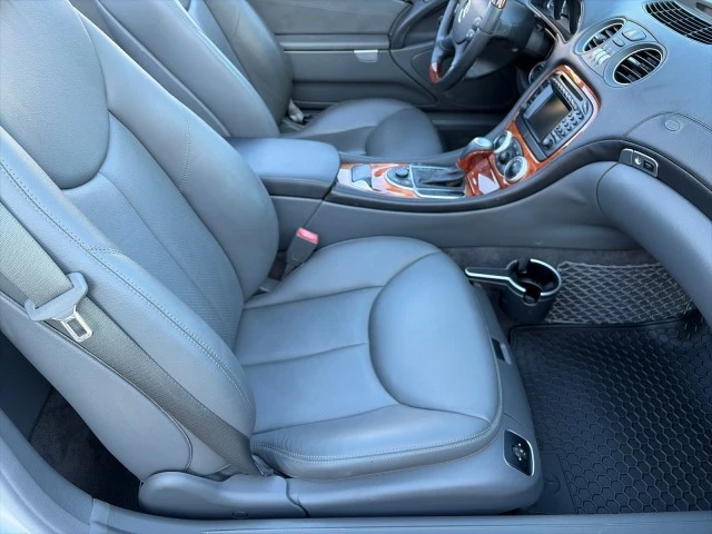 2003 Mercedes-Benz R230 SL-Class - Image 26 of 31