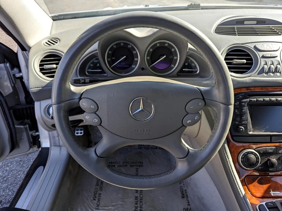 2003 Mercedes-Benz R230 SL-Class - Image 16 of 21