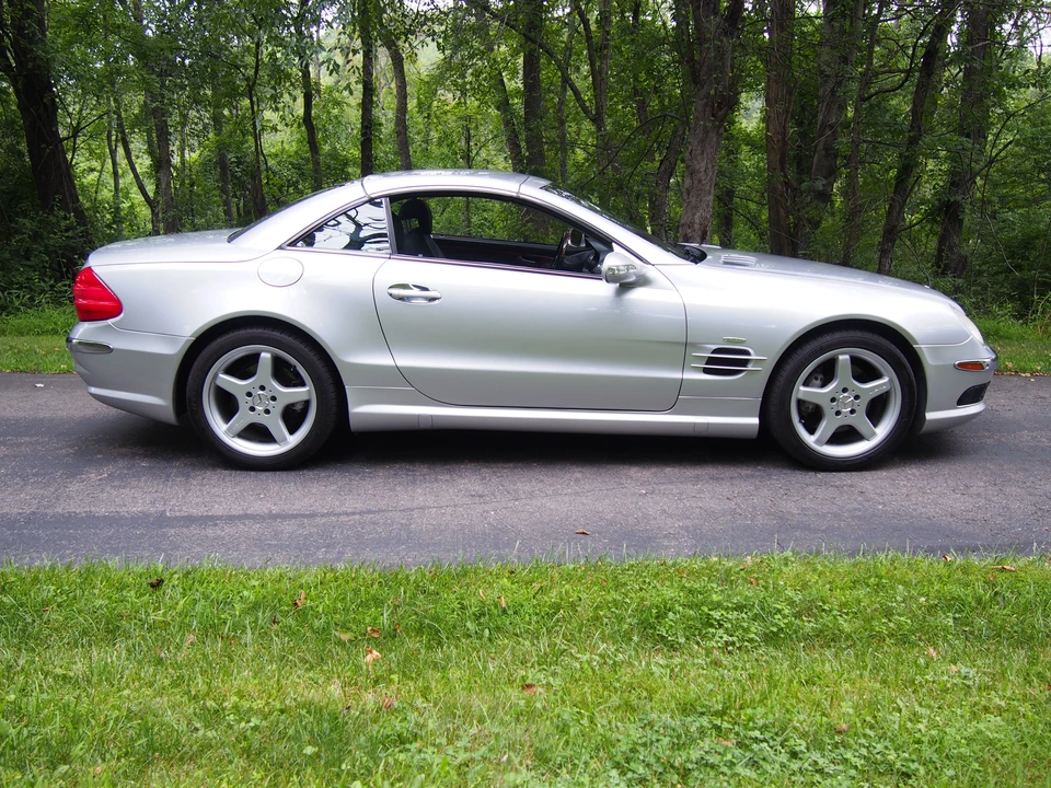 2003 Mercedes-Benz R230 SL-Class - Image 4 of 31