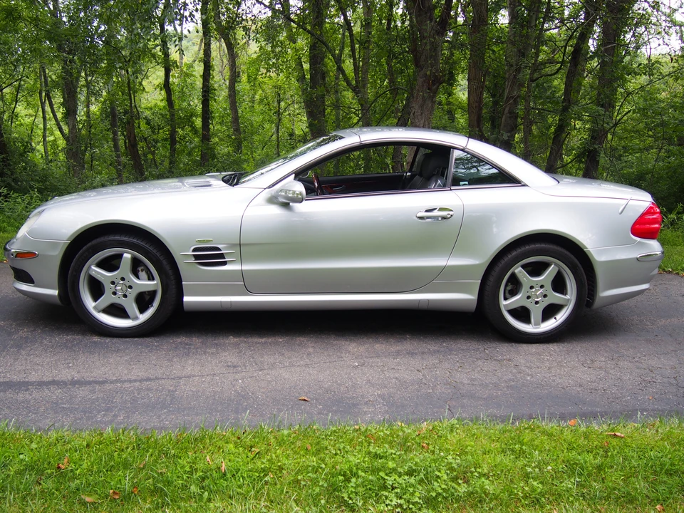 2003 Mercedes-Benz R230 SL-Class - Image 14 of 31