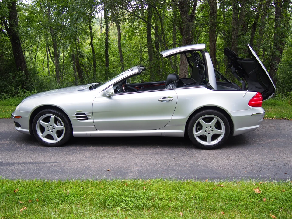 2003 Mercedes-Benz R230 SL-Class - Image 13 of 31