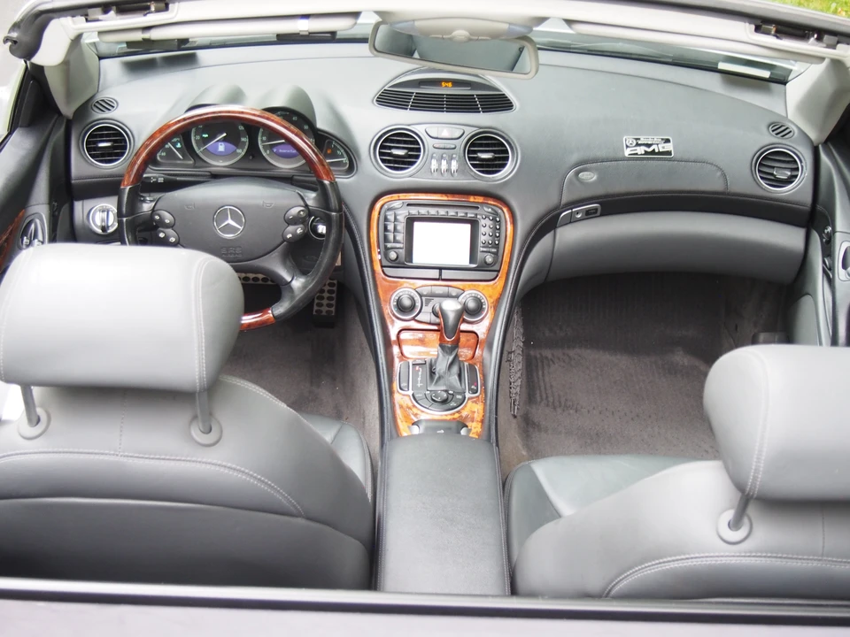 2003 Mercedes-Benz R230 SL-Class - Image 16 of 31