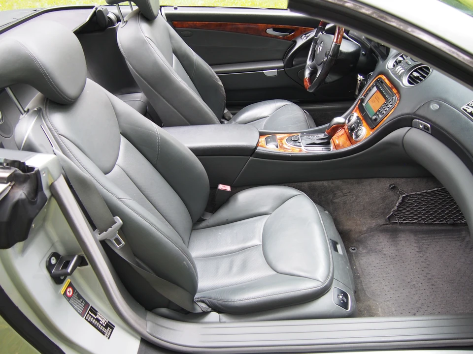 2003 Mercedes-Benz R230 SL-Class - Image 24 of 31