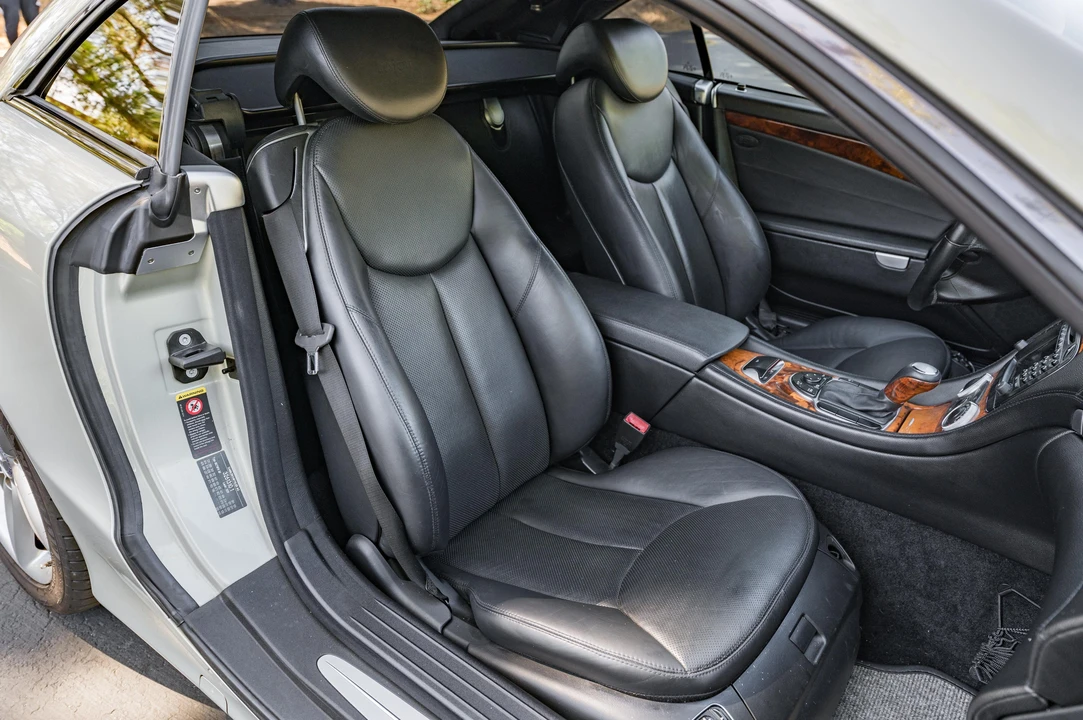 2003 Mercedes-Benz R230 SL-Class - Image 30 of 31