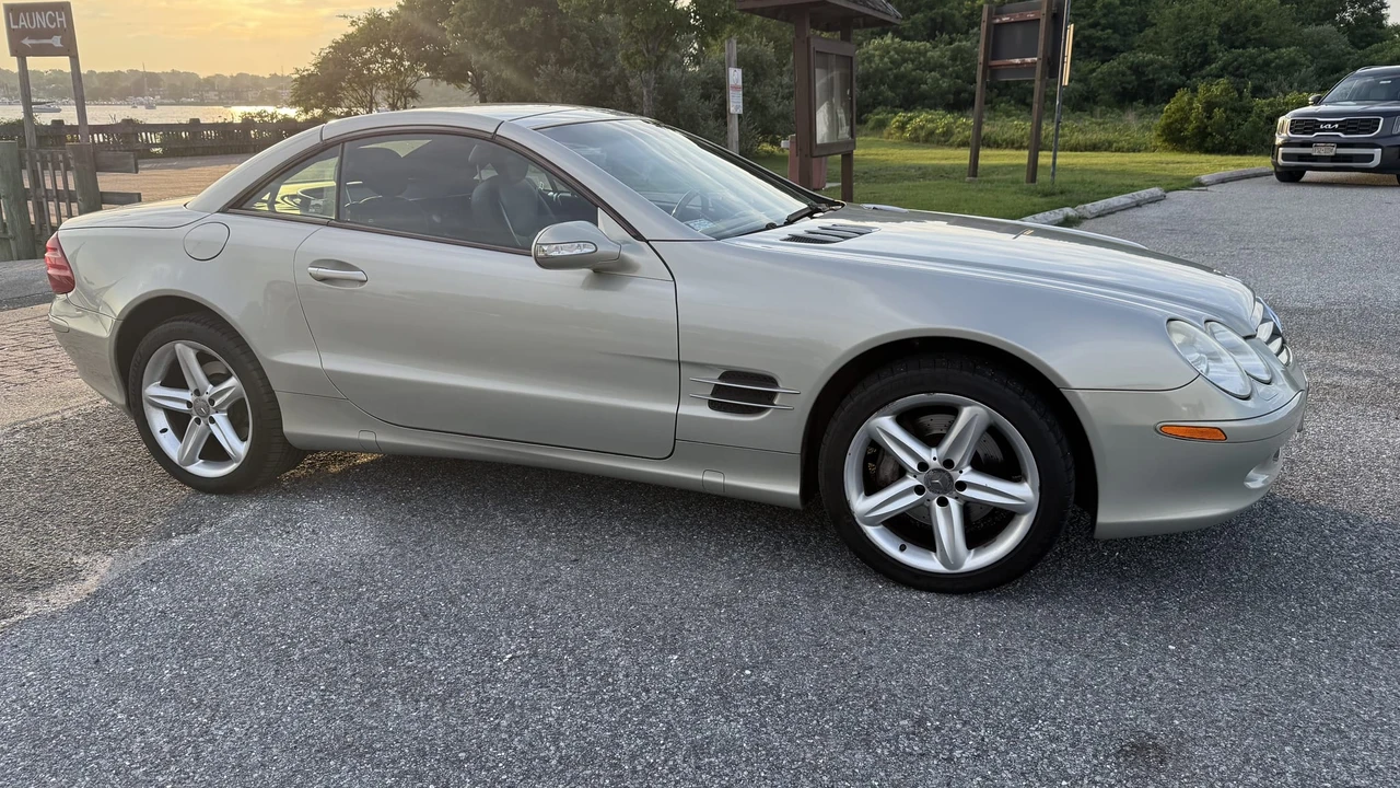 2003 Mercedes-Benz R230 SL-Class - Image 6 of 31