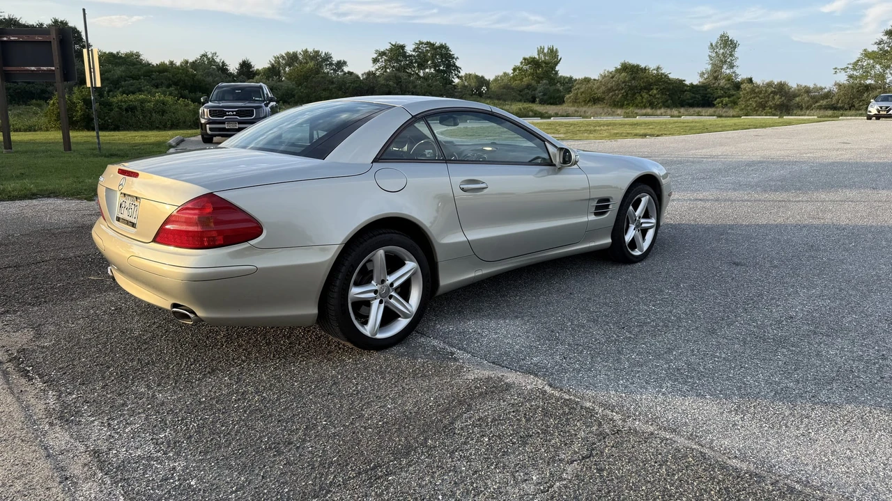 2003 Mercedes-Benz R230 SL-Class - Image 9 of 31